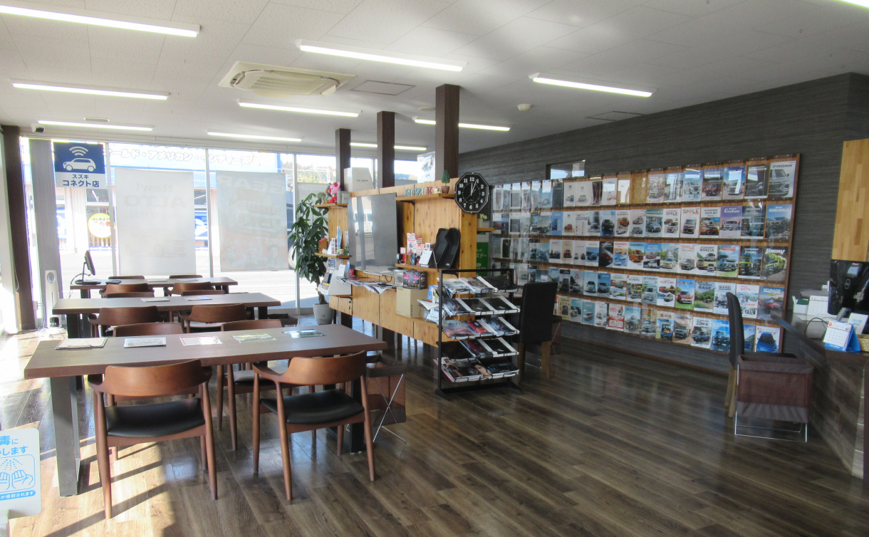 スズキショップ東金の店内